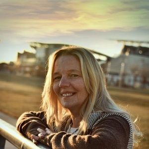 Meet your Posher, Theresa